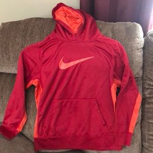 YL Nike Hoodie